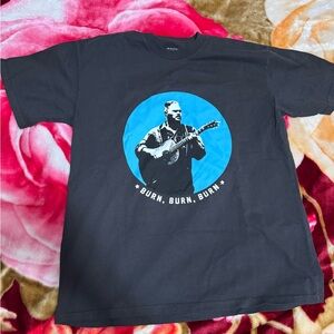 2023 men’s large Zack Bryan tour shirt burn burn burn